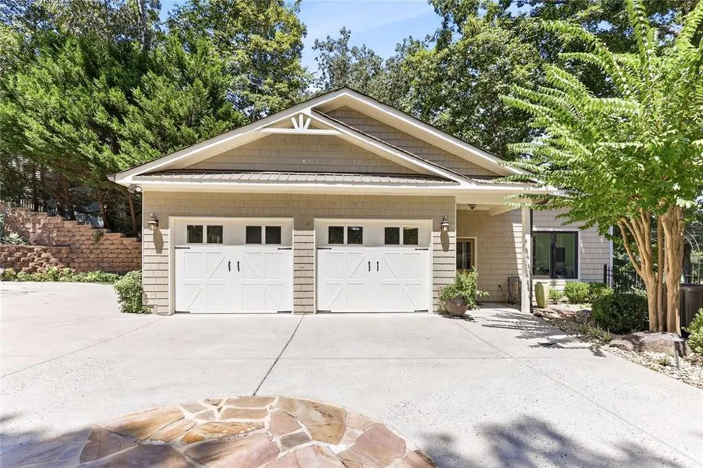 1123 Chestatee Point Dawsonville, GA 30534