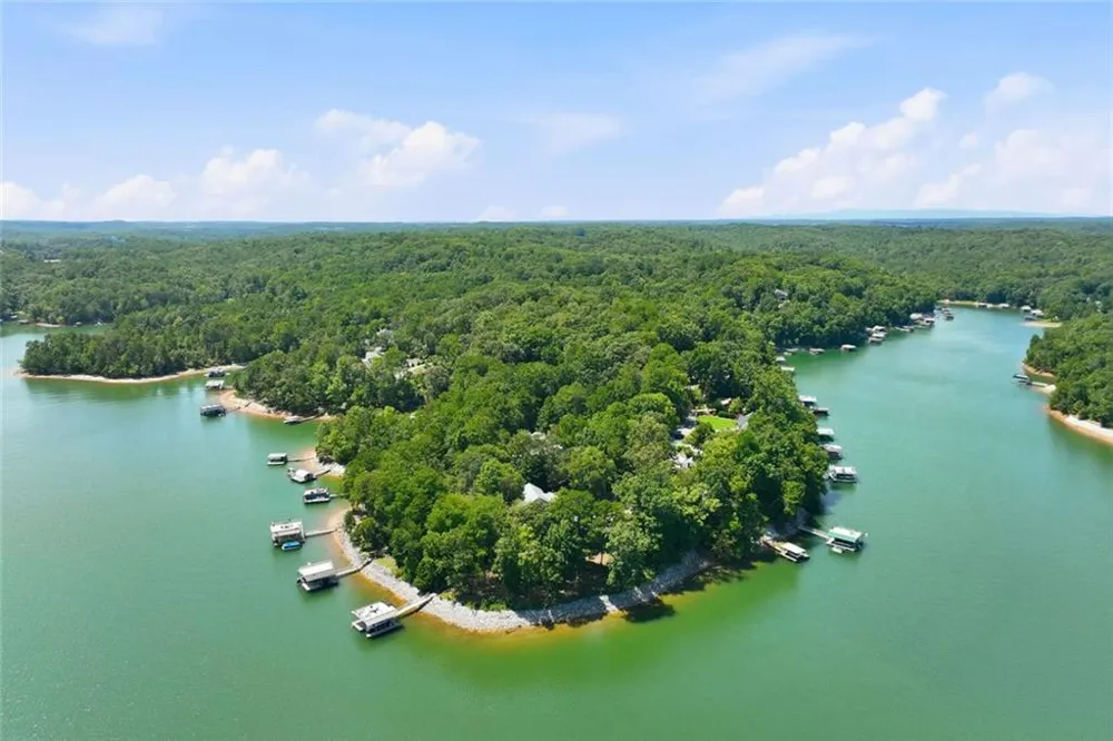 1123 Chestatee Point Dawsonville, GA 30534