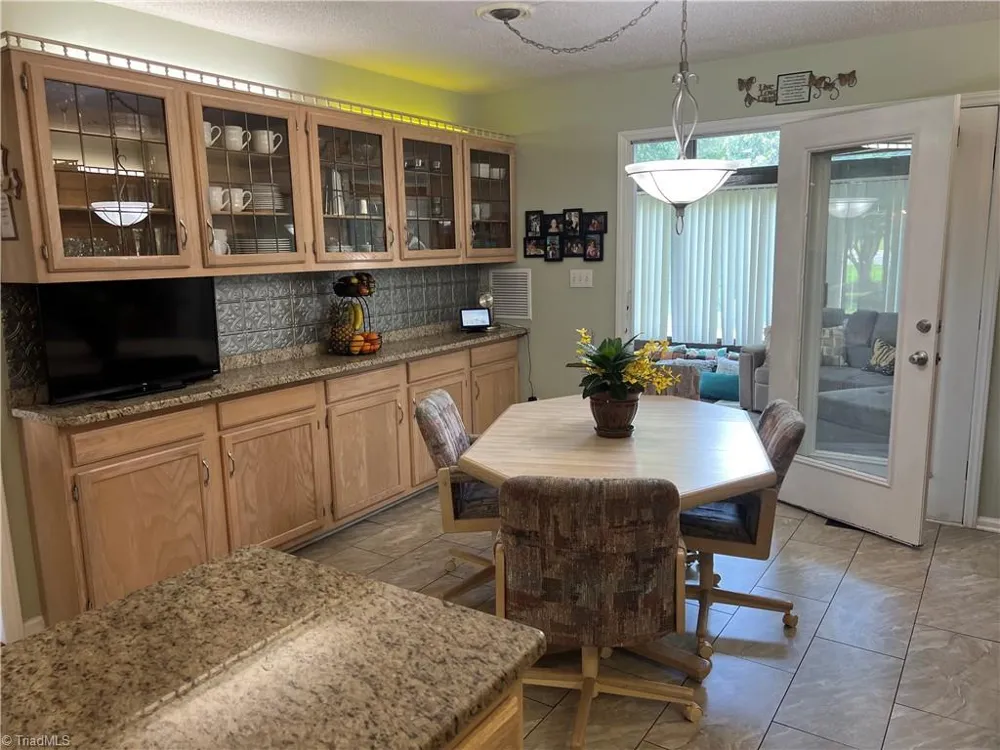 206 Maplewood Court Trinity, NC 27370