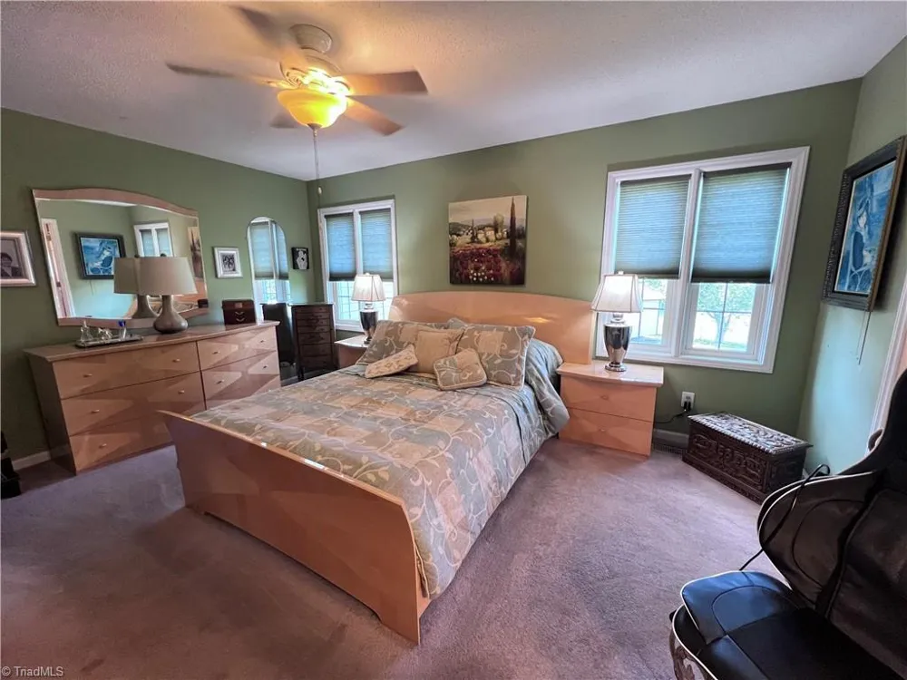 206 Maplewood Court Trinity, NC 27370