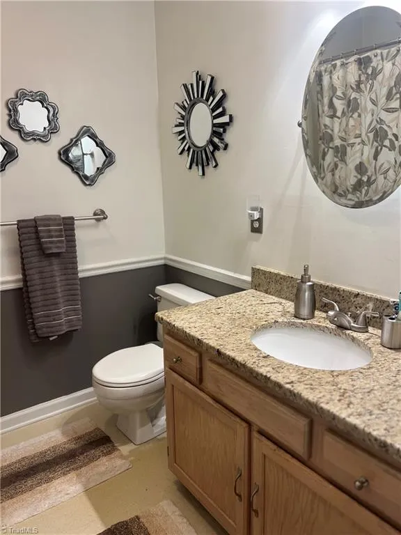 206 Maplewood Court Trinity, NC 27370