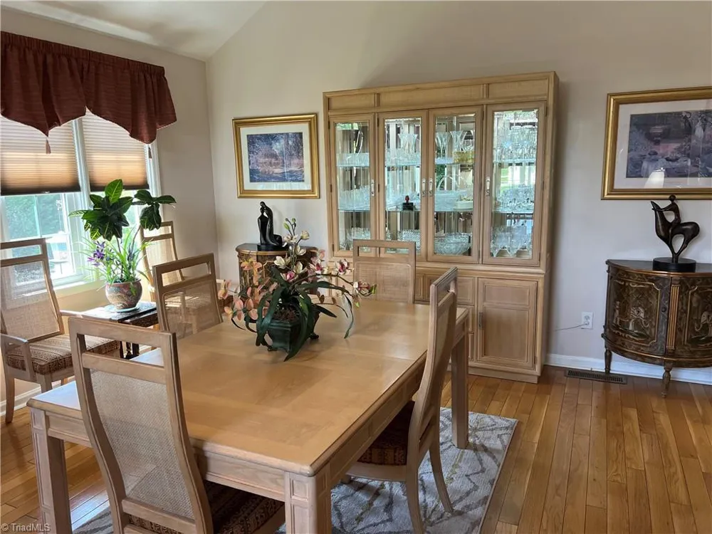 206 Maplewood Court Trinity, NC 27370