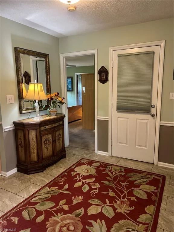 206 Maplewood Court Trinity, NC 27370