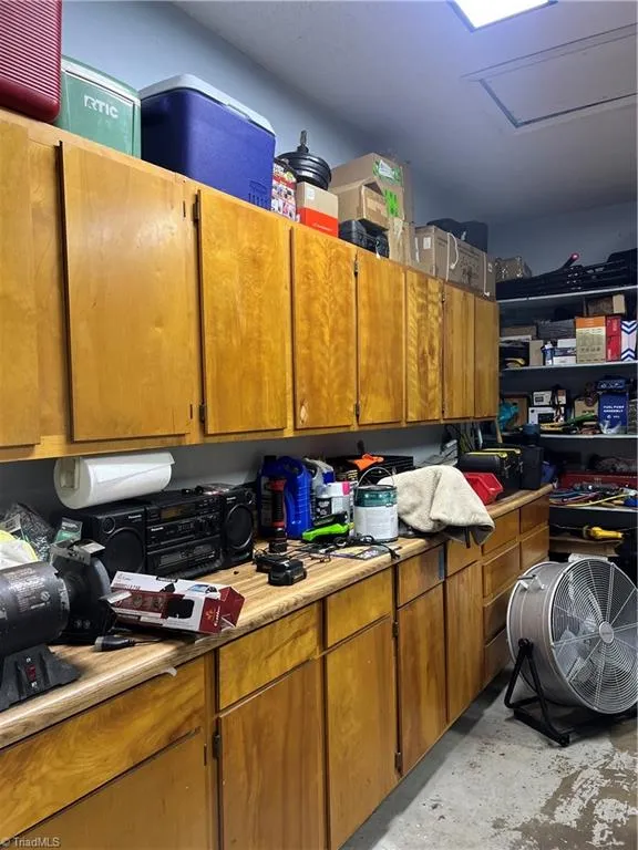 206 Maplewood Court Trinity, NC 27370
