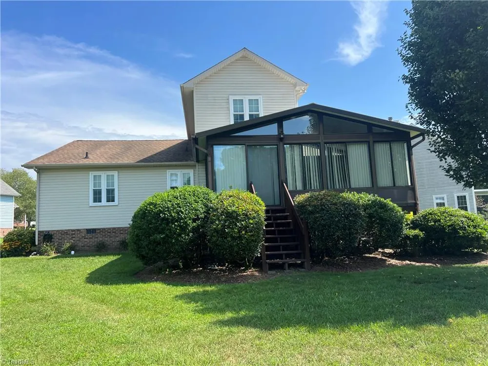 206 Maplewood Court Trinity, NC 27370
