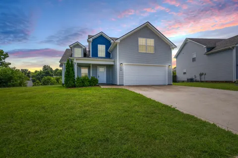 457 Woodtrace Dr
