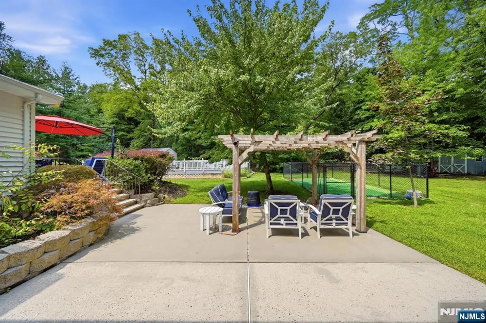 1 Sunrise Drive Montvale, NJ 07645