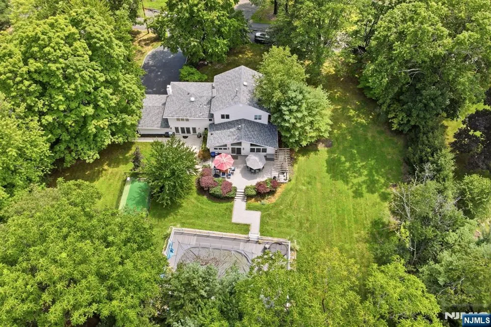 1 Sunrise Drive Montvale, NJ 07645