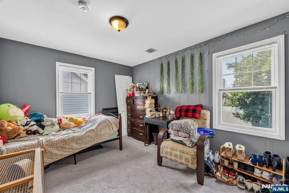 446 Clifton Avenue Newark, NJ 07104