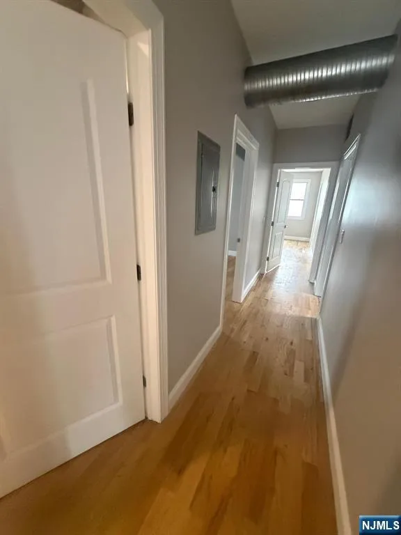 372 E 27th Street 201 Paterson, NJ 07514