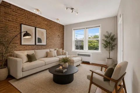 21 66TH ST