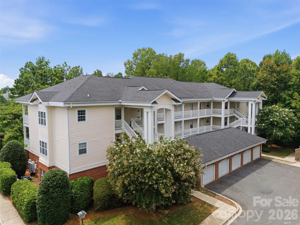 8751 Coralbell Lane Charlotte, NC 28213