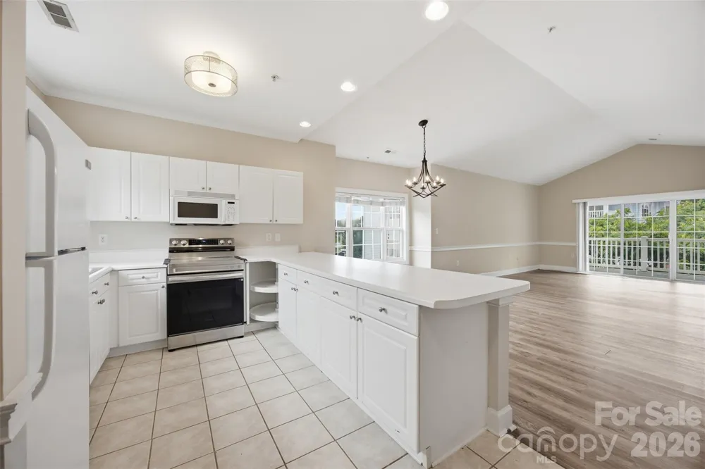 8751 Coralbell Lane Charlotte, NC 28213