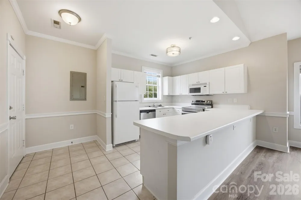 8751 Coralbell Lane Charlotte, NC 28213