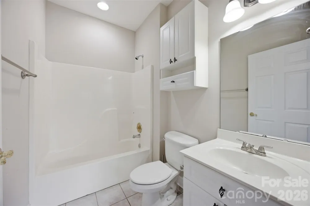 8751 Coralbell Lane Charlotte, NC 28213