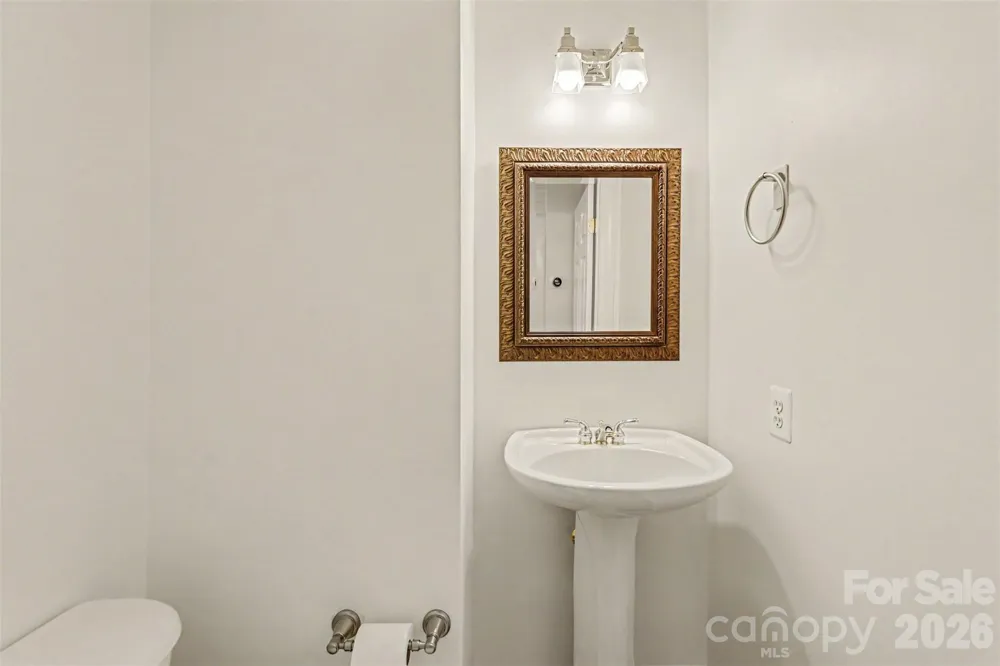 3251 Luke Crossing Drive Charlotte, NC 28226