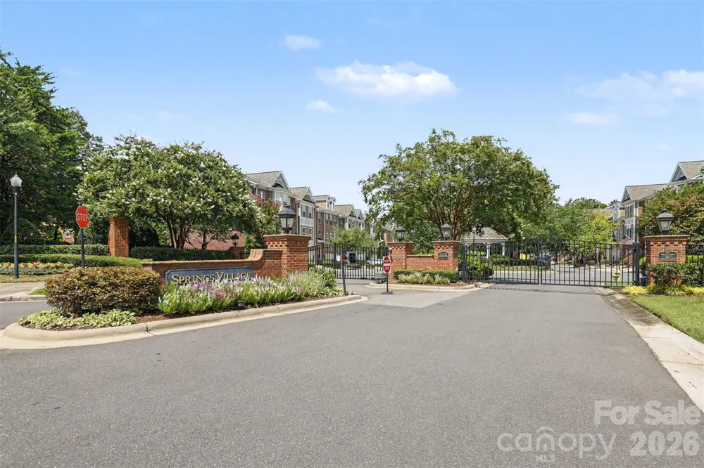 3251 Luke Crossing Drive Charlotte, NC 28226