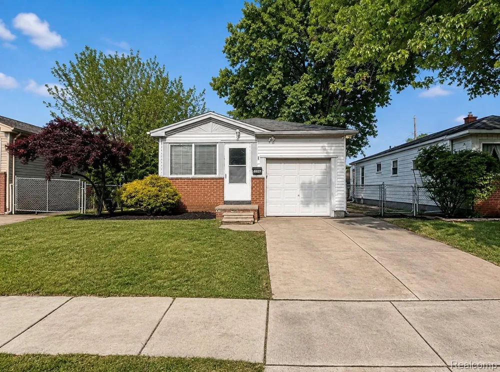 4241 Fordline Road Lincoln Park City, MI 48146