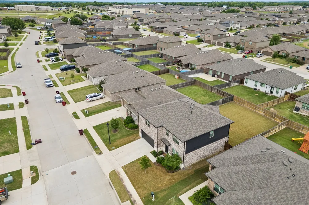 925 Billups Drive Van Alstyne, TX 75495