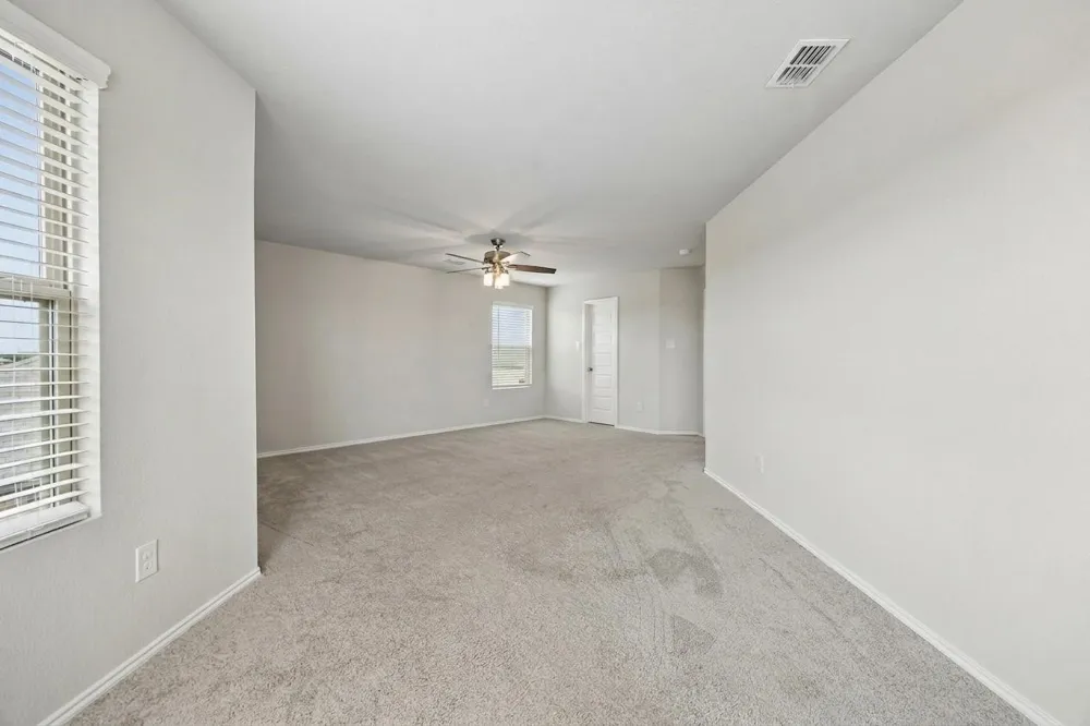 925 Billups Drive Van Alstyne, TX 75495