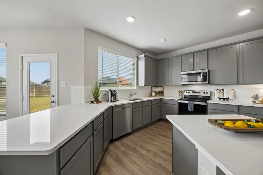 925 Billups Drive Van Alstyne, TX 75495