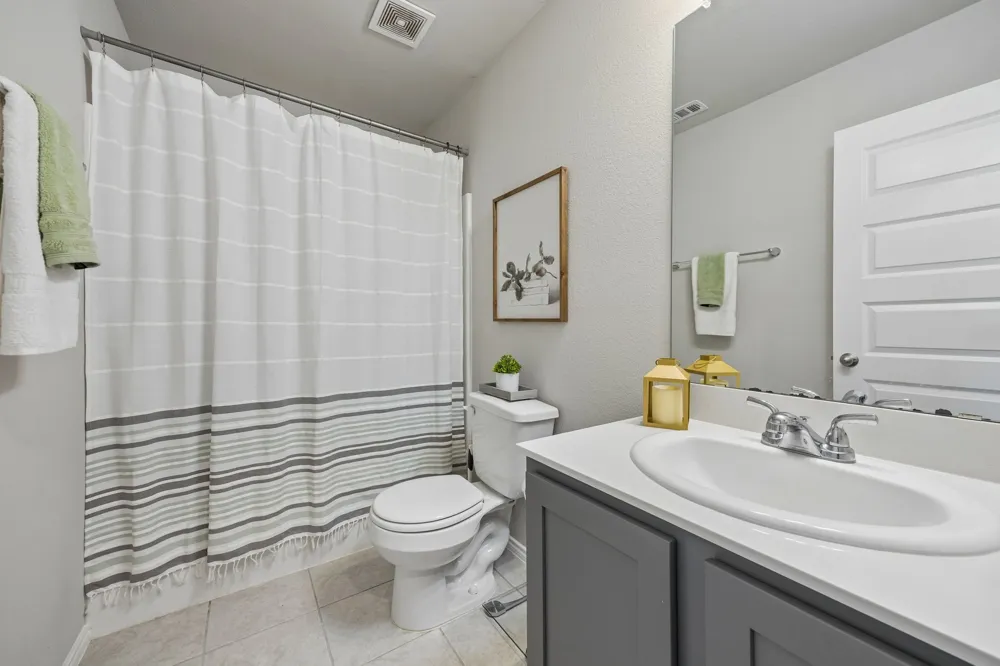 925 Billups Drive Van Alstyne, TX 75495