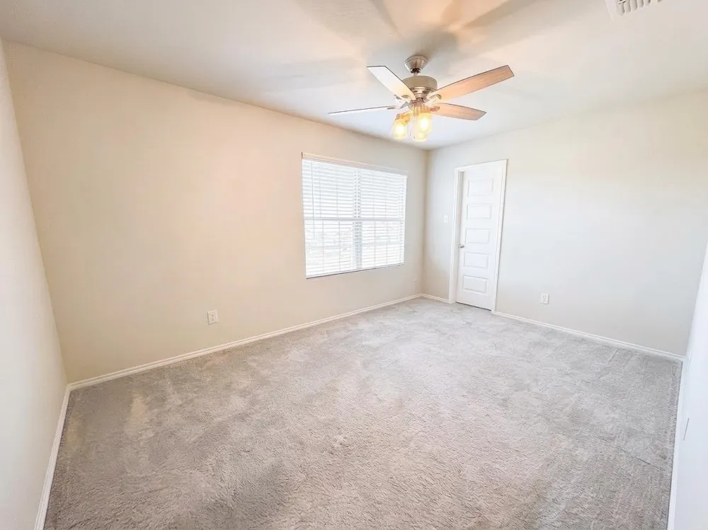 925 Billups Drive Van Alstyne, TX 75495