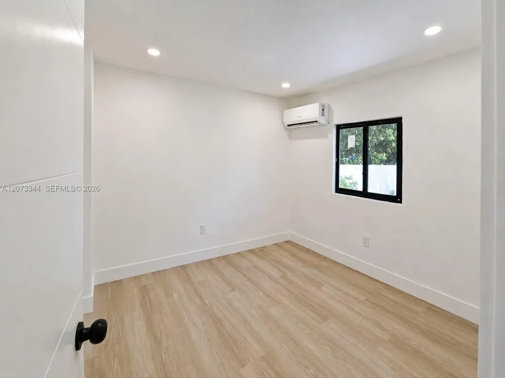 5511 NW 4th Ave #B Miami, FL 33127