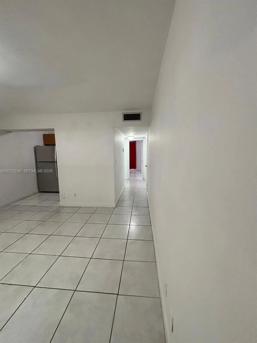 11005 SW 1st St #302 Sweetwater, FL 33174