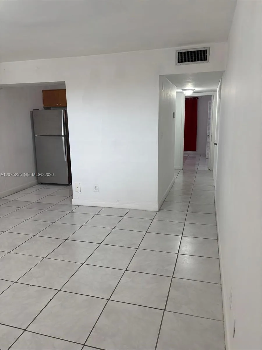 11005 SW 1st St #302 Sweetwater, FL 33174
