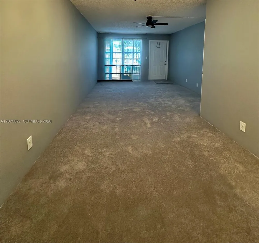 3777 NW 78th Ave #10B Davie, FL 33024