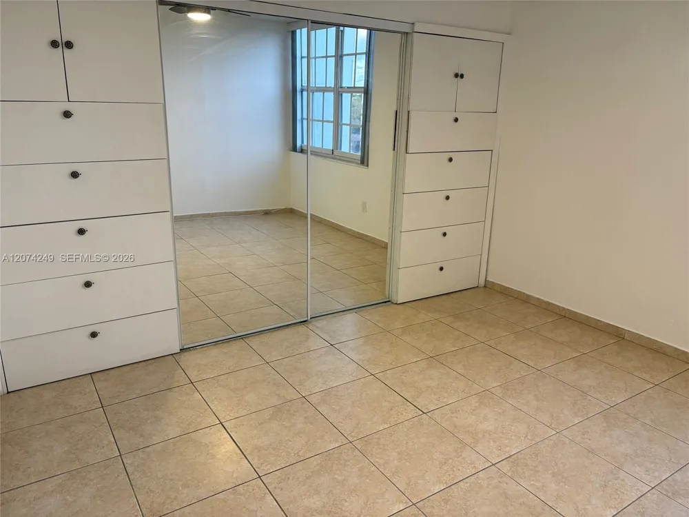 3551 SW 9th Ter #411 Miami, FL 33135
