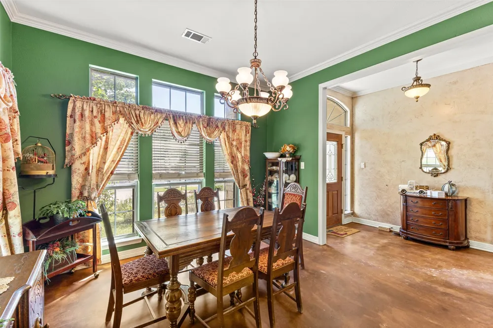 1010 Williams Street Ennis, TX 75119