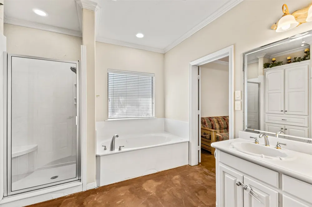 1010 Williams Street Ennis, TX 75119