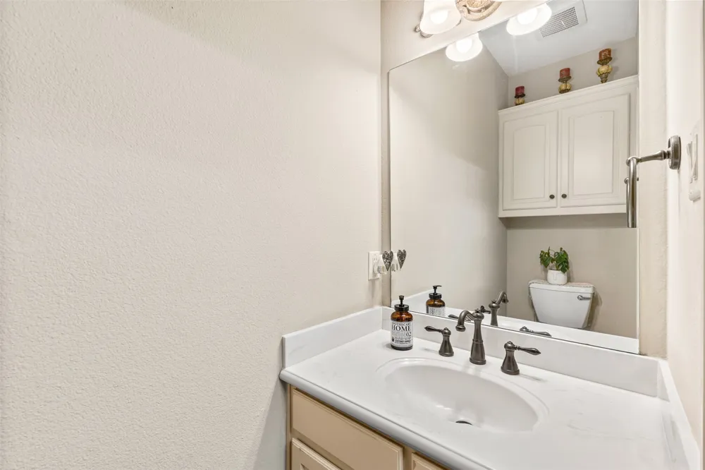 1010 Williams Street Ennis, TX 75119