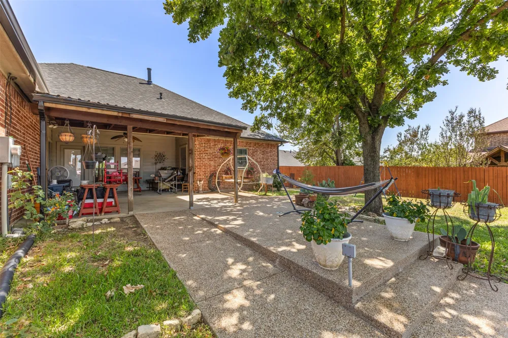 1010 Williams Street Ennis, TX 75119