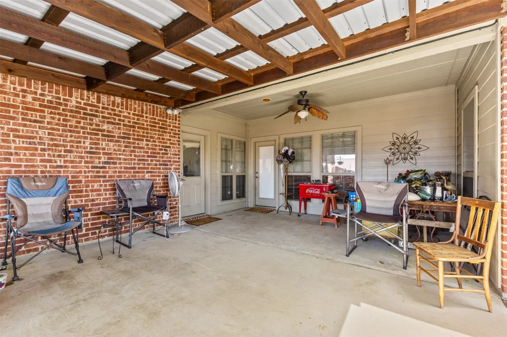 1010 Williams Street Ennis, TX 75119