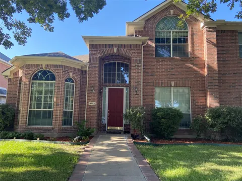 9772 Camino Real