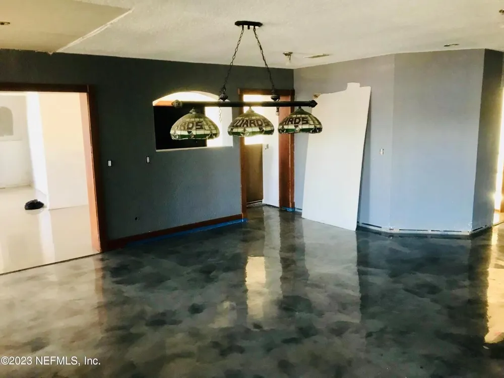8063 APPIAN WAY W Jacksonville, FL 32208