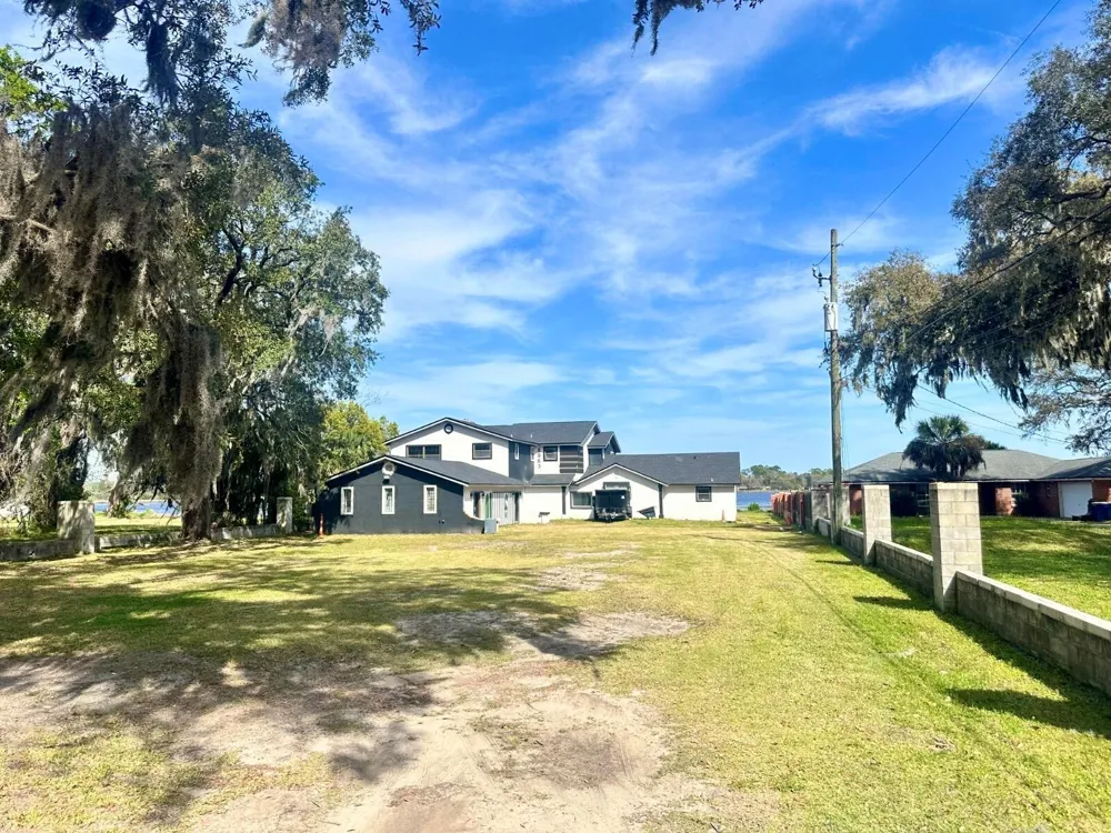 8063 APPIAN WAY W Jacksonville, FL 32208