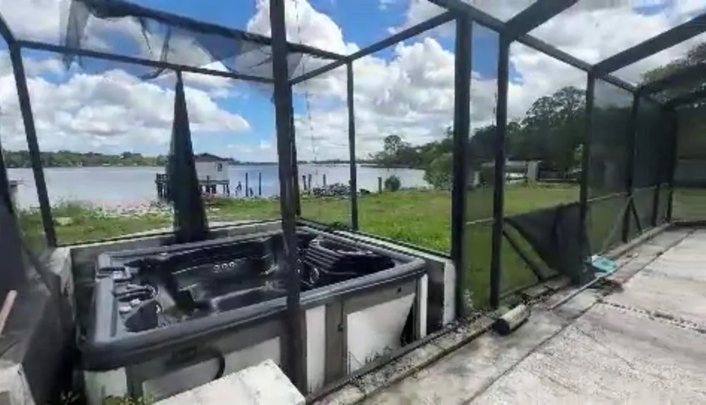 8063 APPIAN WAY W Jacksonville, FL 32208