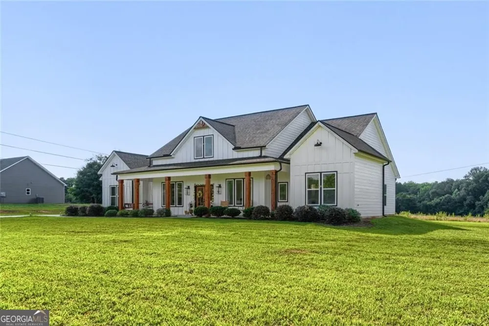 1225 Rocky Creek RD Locust Grove, GA 30248