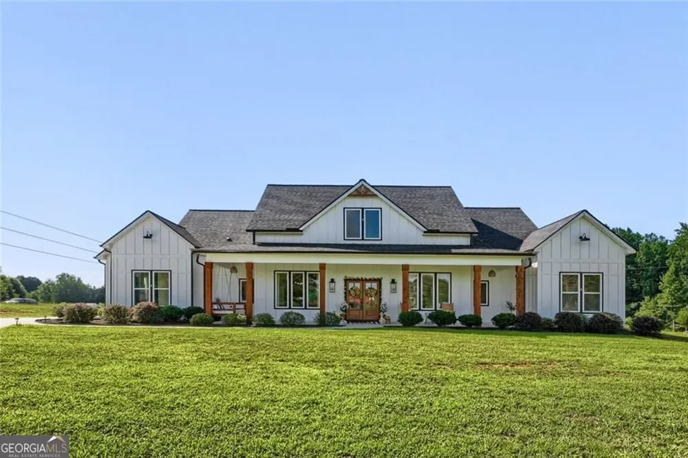1225 Rocky Creek RD Locust Grove, GA 30248