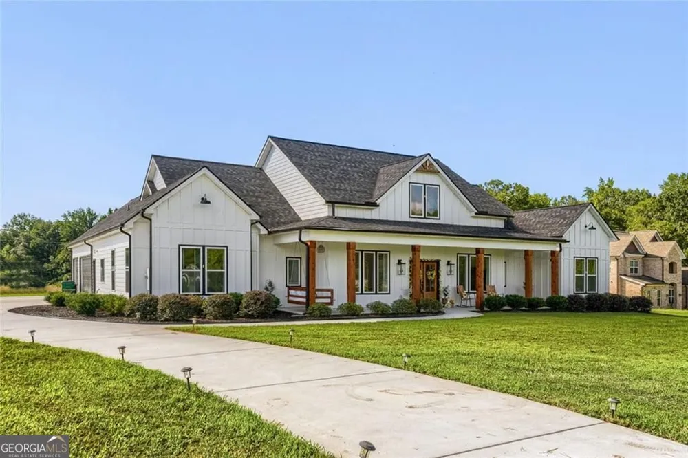 1225 Rocky Creek RD Locust Grove, GA 30248