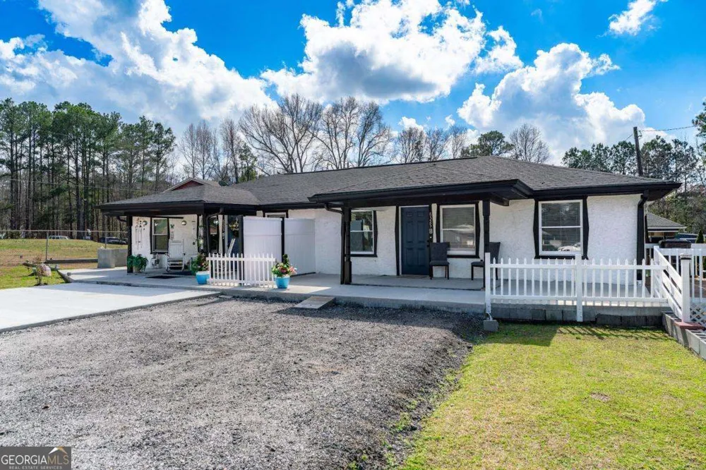 8325 Chicago AVE Douglasville, GA 30134