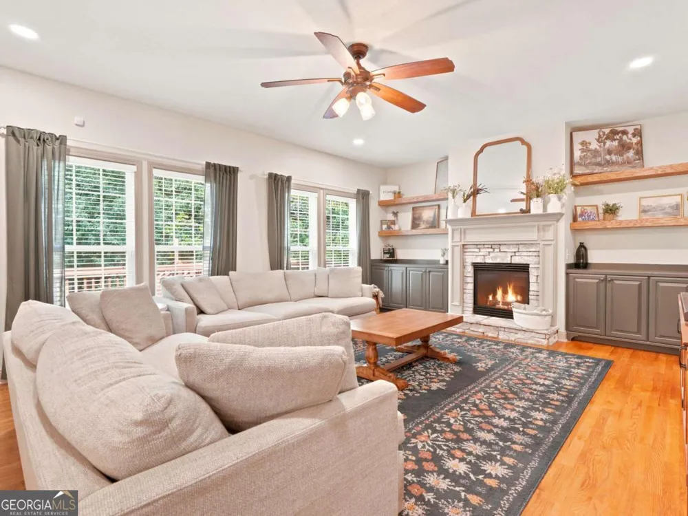 1038 Boxwood LN Canton, GA 30114
