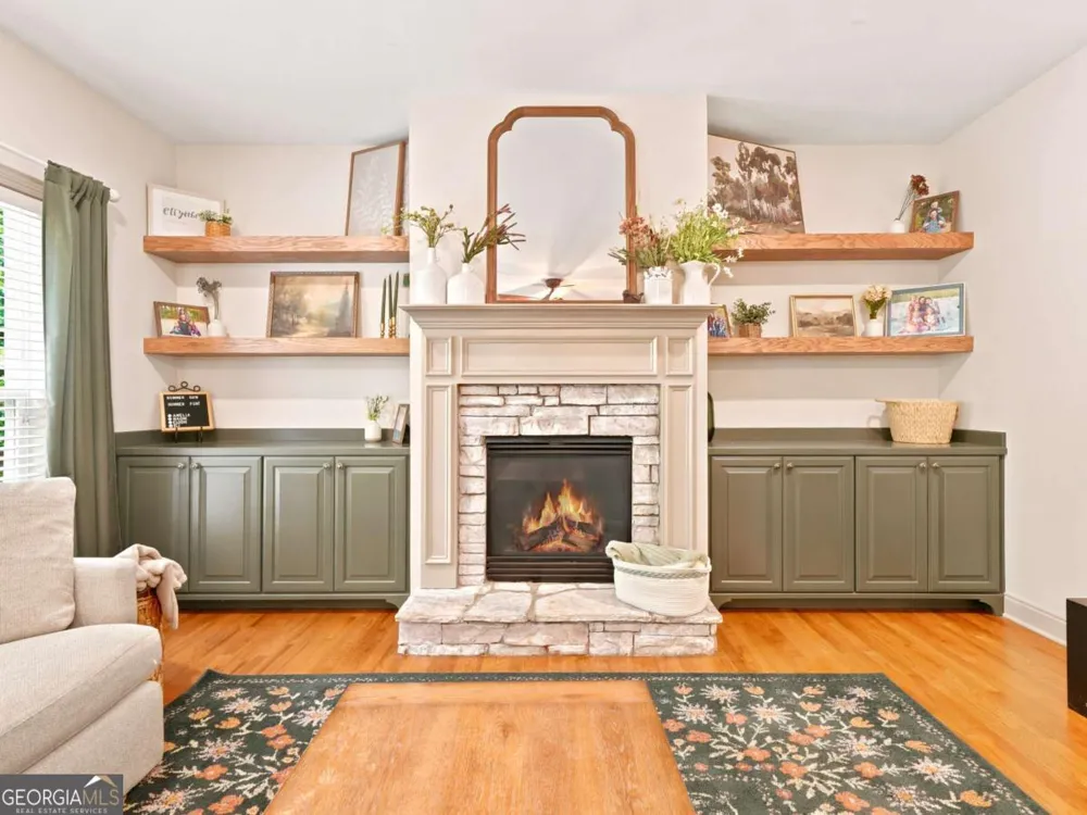 1038 Boxwood LN Canton, GA 30114