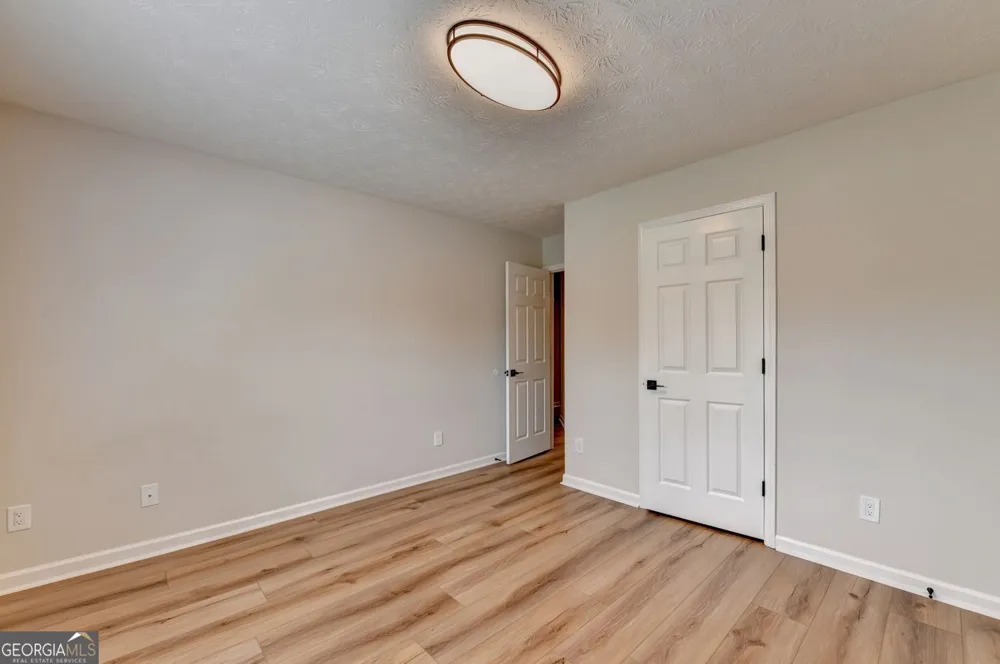 1581 Highland Bluff CT Suwanee, GA 30024