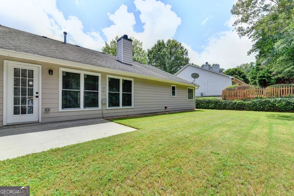1581 Highland Bluff CT Suwanee, GA 30024