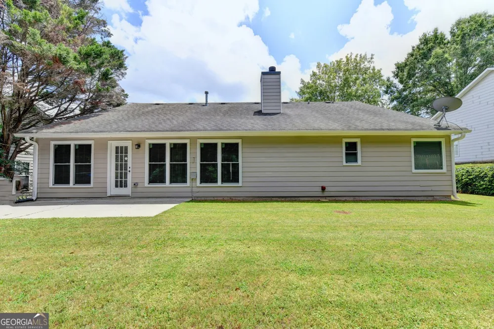 1581 Highland Bluff CT Suwanee, GA 30024